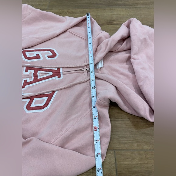 GAP zip-up hoodie - Picture 5 of 6